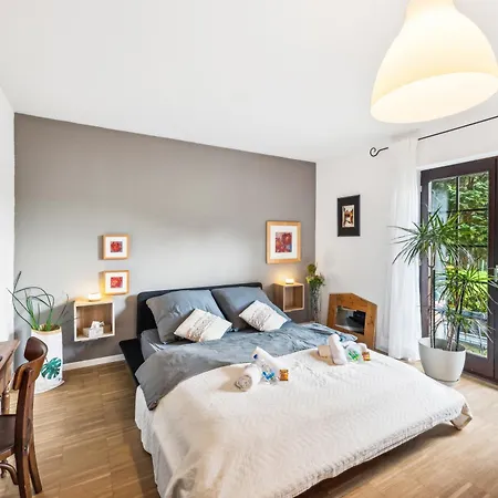Stern12 Luna Terrasse Kueche Wlan Barrierefrei Parken Apartman Hetzerath
